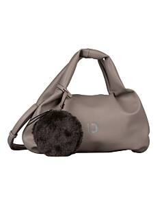 Shopper Nila